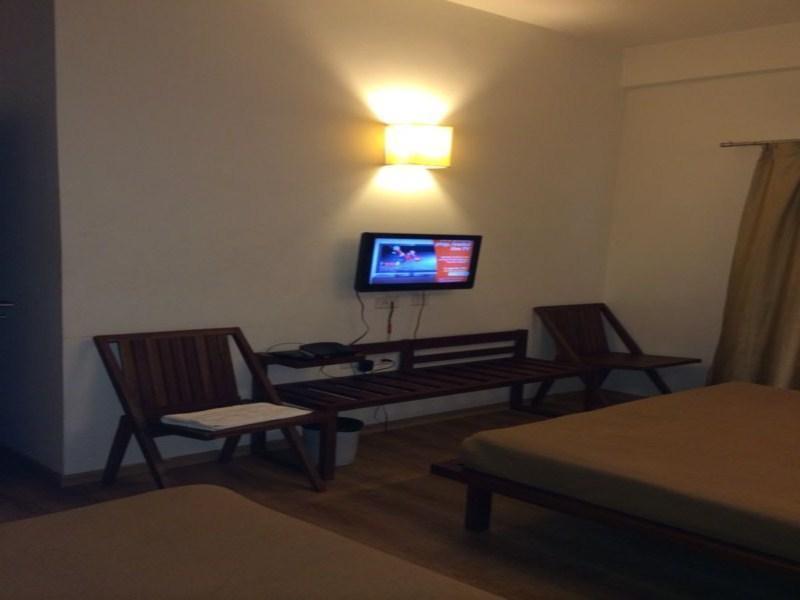 Hotel Holiday Home Bangalore Luaran gambar