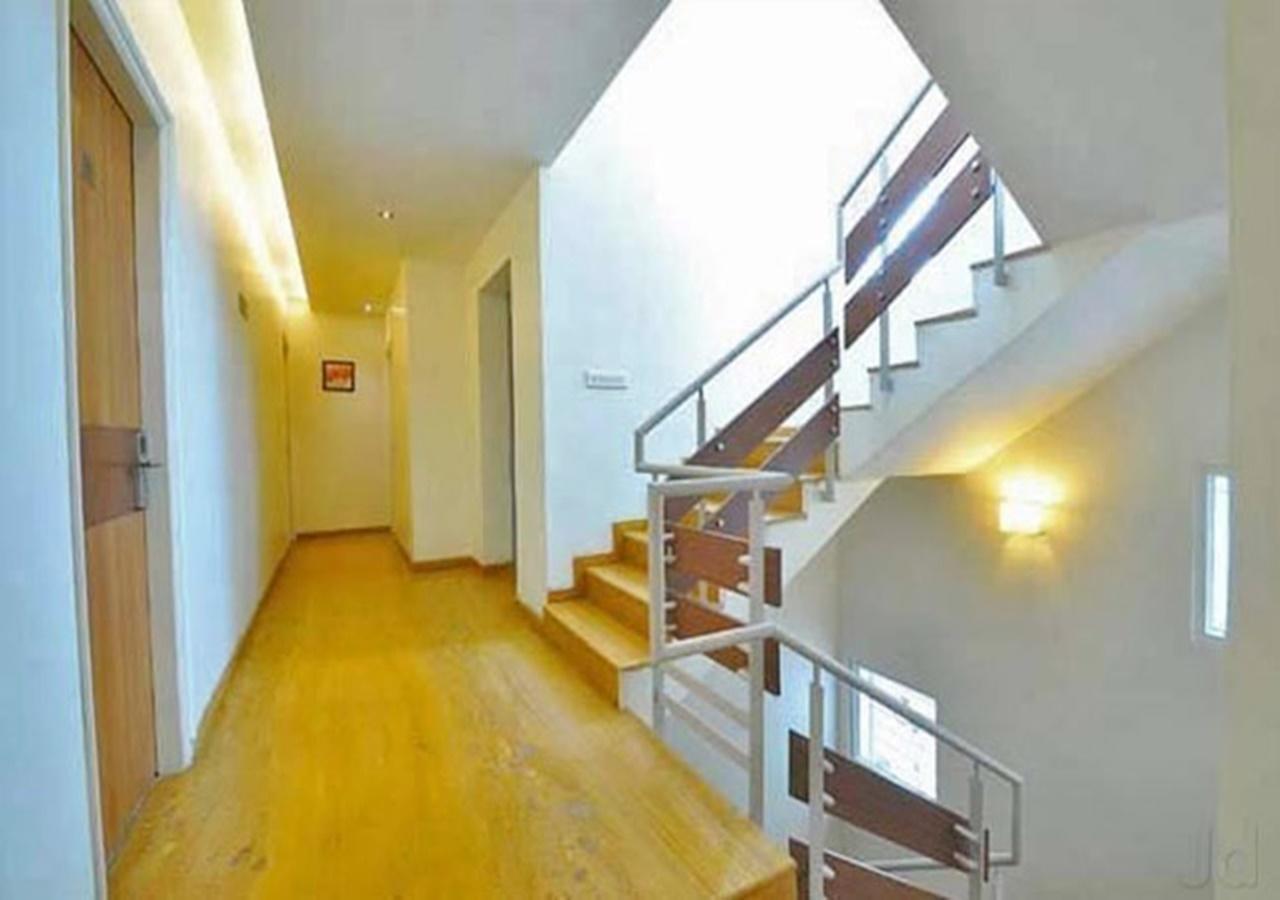 Hotel Holiday Home Bangalore Luaran gambar